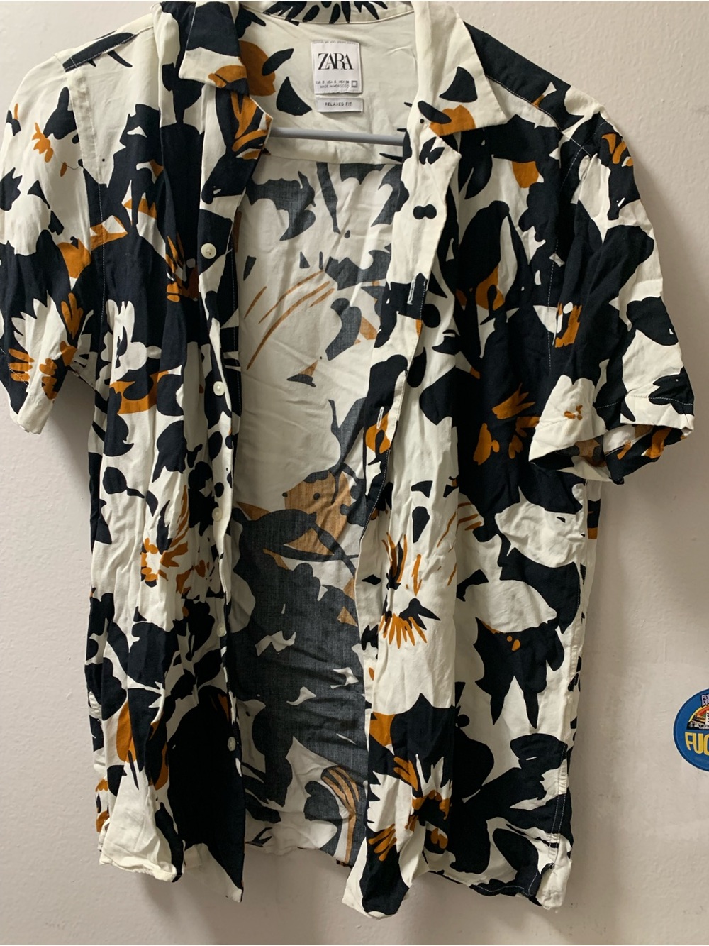 Zara Black, White & Mustard Floral Short-Sleeve Button-Up Shirt